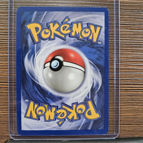 Pokemon Venomoth Trading Card - Picture 2 of 2